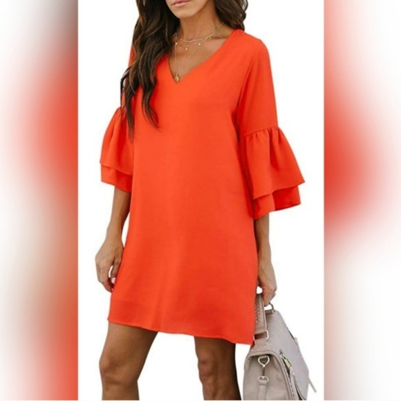 🌞V-Neck Bell Sleeve  - Picture 2 of 4
